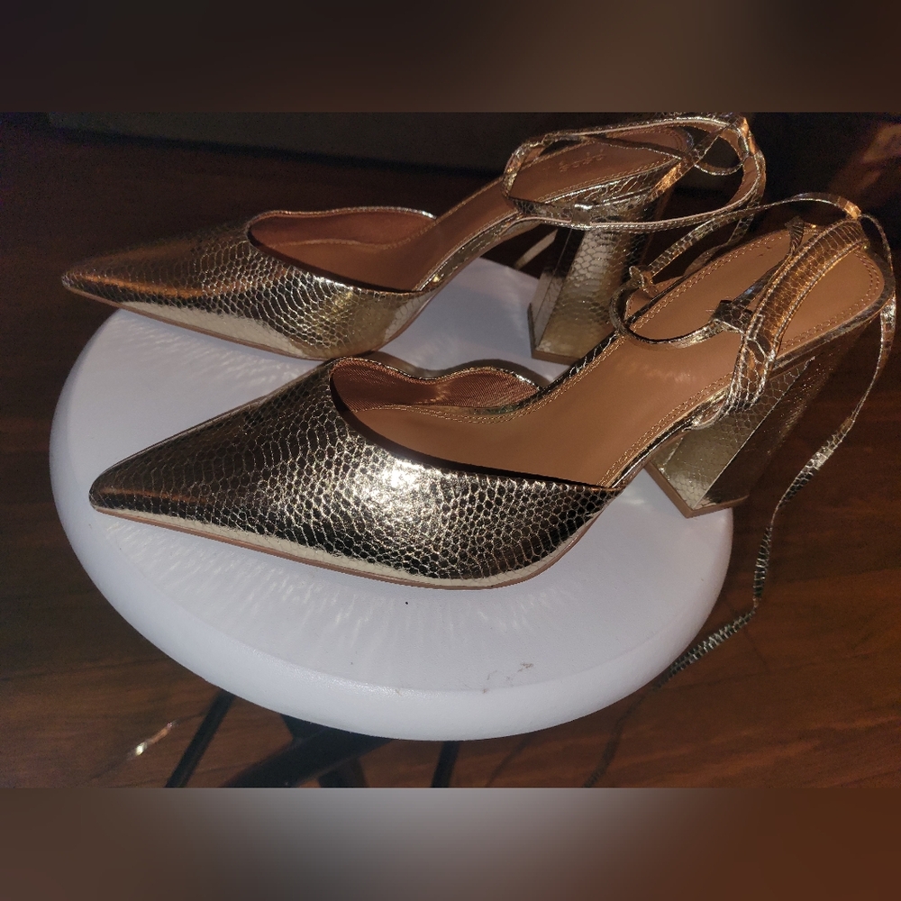 ASOS Gold Snake Skin Block Heel Strap - Picture 3 of 11